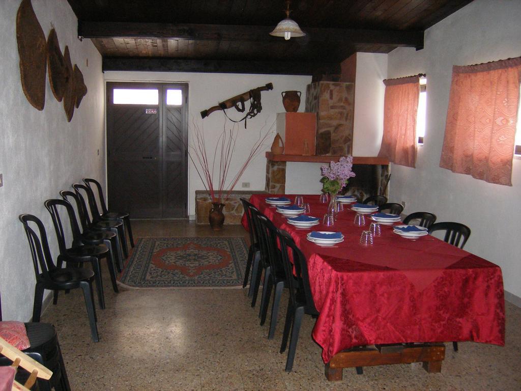 Agriturismo Usurtala Orani Экстерьер фото